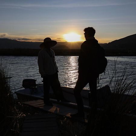 Uros Lodge Peru Пуно Екстериор снимка