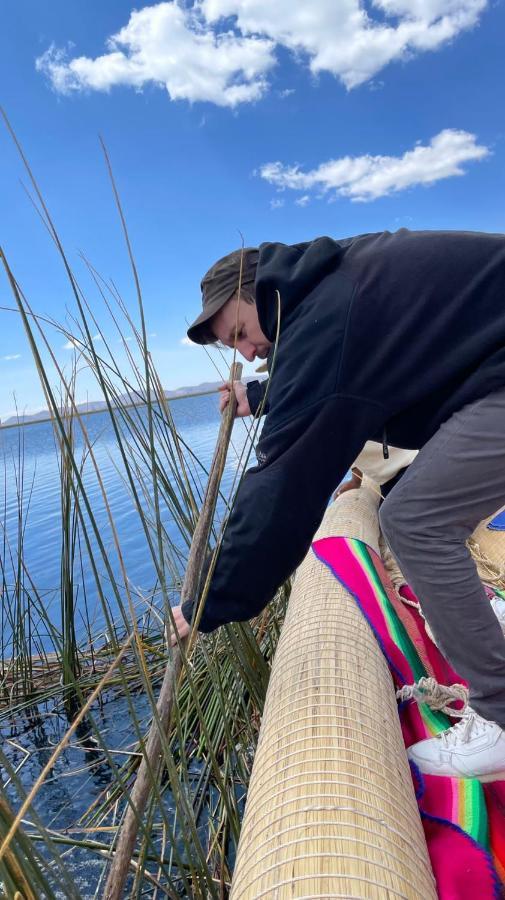 Uros Lodge Peru Пуно Екстериор снимка